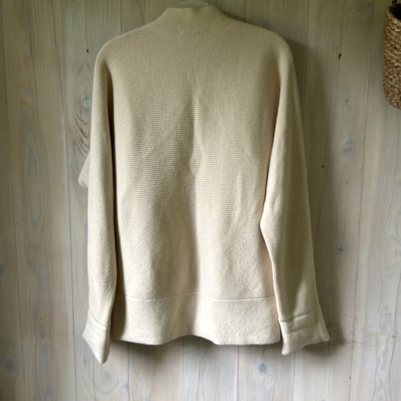 Everlane Cream Cotton Wool Sweater Size S - Picture 3 of 9